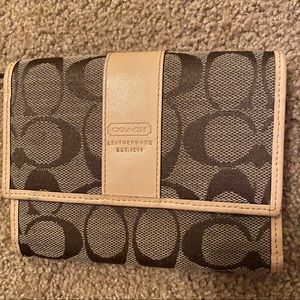 NWOT Coach Leather Wallet